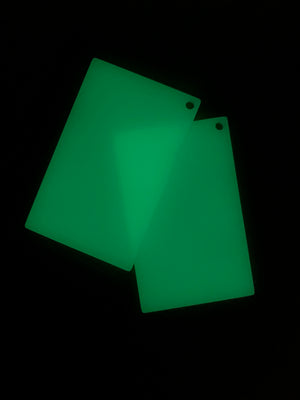 GLOW CARD by Squatch Rope | Glow In The Dark Credit Card, Camping Gear, Emergency Marker, Keychain Fob  | TWO-PACK